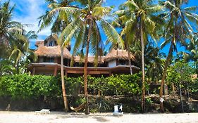 Villa Marmarine Beach Resort&Restaurant
